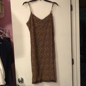 Lace Lined, floral patterned Zip up dress.